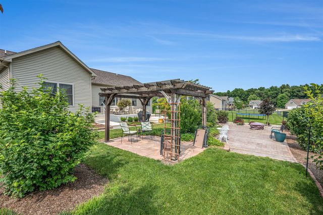 1057 S Stoneridge Drive, Gun Plain Twp, MI 49080