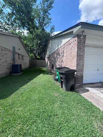 4419 Mossygate Drive, Spring, TX 77373