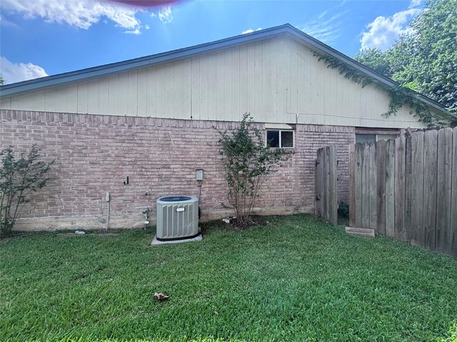 4419 Mossygate Drive, Spring, TX 77373