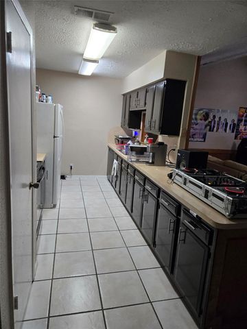 4419 Mossygate Drive, Spring, TX 77373