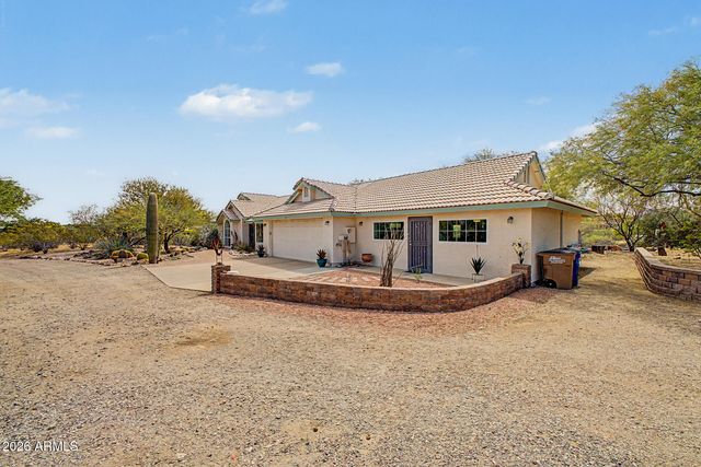 1340 E ROCK WREN Road, Wickenburg, AZ 85390