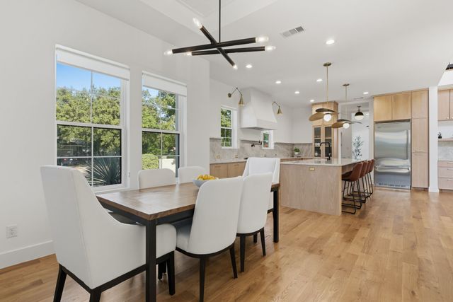 3860 Walnut Hill Lane, Dallas, TX 75229
