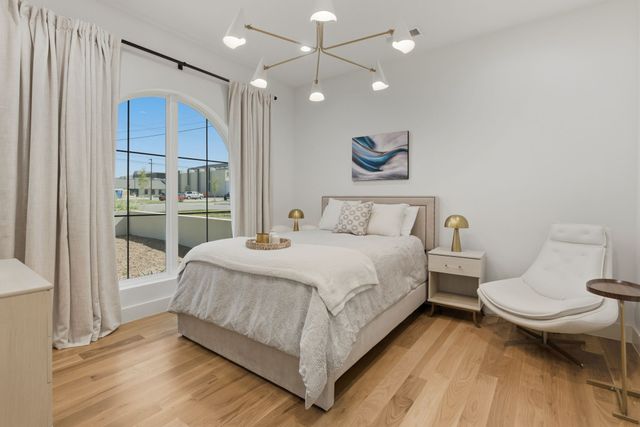 3860 Walnut Hill Lane, Dallas, TX 75229