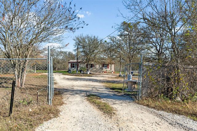 214 The Ranch RD, Del Valle, TX 78617