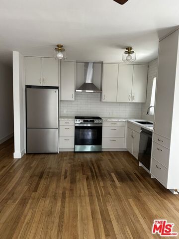 8903 Hubbard Street, Culver City, CA 90232