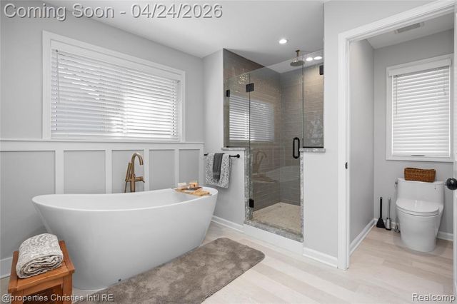 3160 W Ridge Court, Commerce Twp, MI 48390