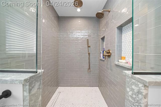 3160 W Ridge Court, Commerce Twp, MI 48390