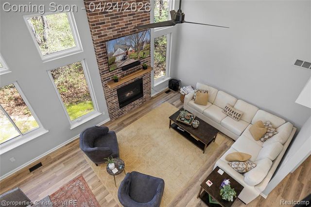 3160 W Ridge Court, Commerce Twp, MI 48390