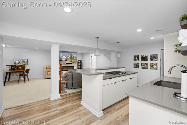 3160 W Ridge Court, Commerce Twp, MI 48390