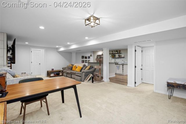 3160 W Ridge Court, Commerce Twp, MI 48390