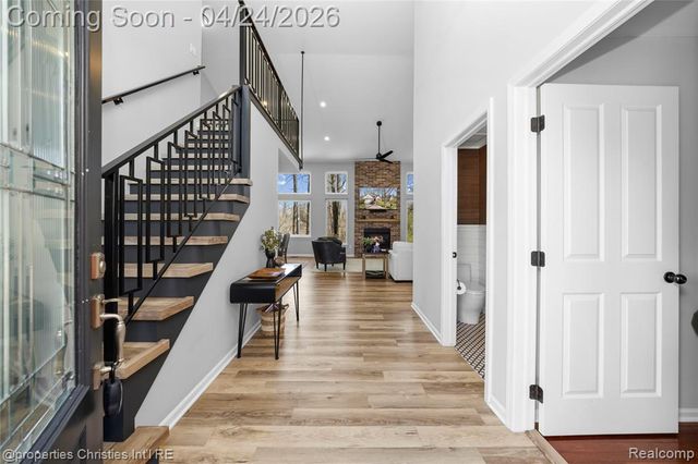 3160 W Ridge Court, Commerce Twp, MI 48390