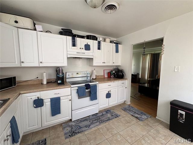 2605 Cayuga Street, Granite City, IL 62040