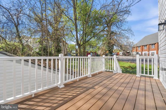 5907 SEAT PLEASANT DR, Capitol Heights, MD 20743