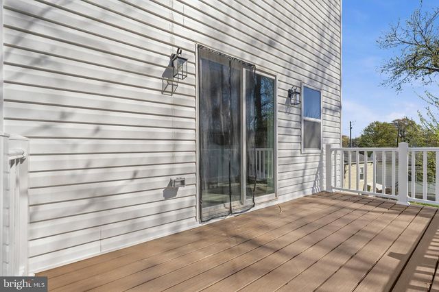 5907 SEAT PLEASANT DR, Capitol Heights, MD 20743