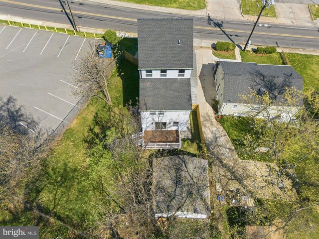 5907 SEAT PLEASANT DR, Capitol Heights, MD 20743