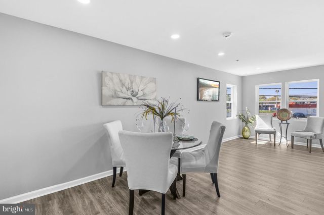 5907 SEAT PLEASANT DR, Capitol Heights, MD 20743