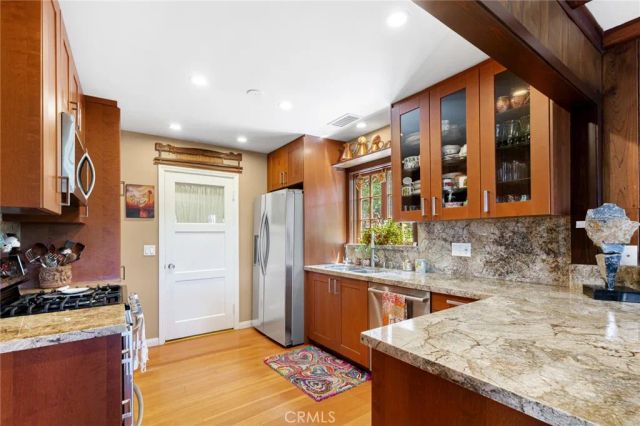 21008 Bandera, Woodland Hills, CA 91364