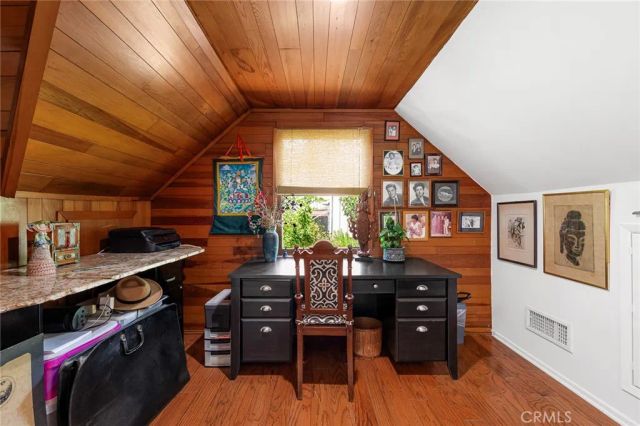 21008 Bandera, Woodland Hills, CA 91364