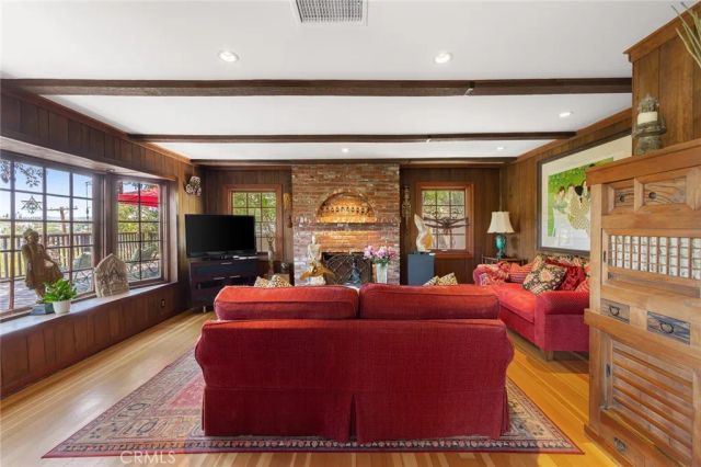21008 Bandera, Woodland Hills, CA 91364