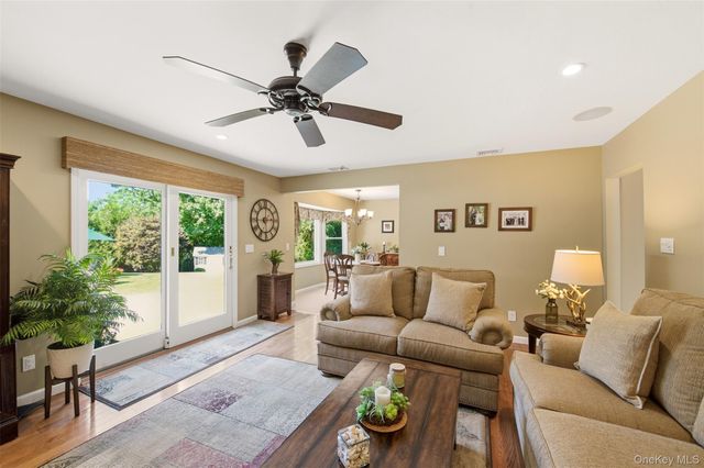 15 Brandywine Drive, East Setauket, NY 11733