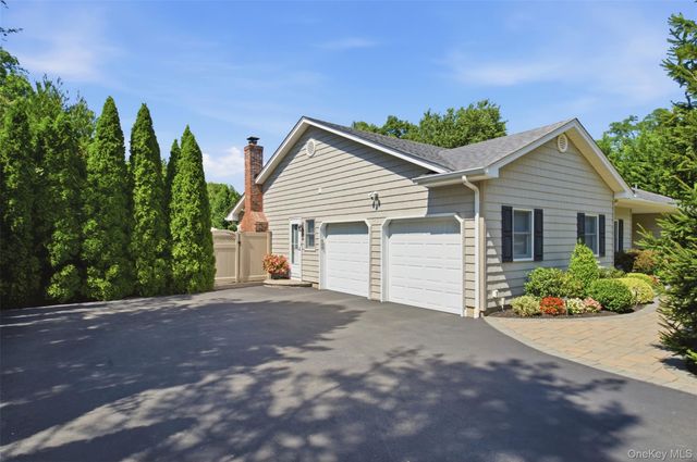 15 Brandywine Drive, East Setauket, NY 11733