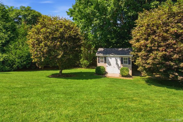 15 Brandywine Drive, East Setauket, NY 11733