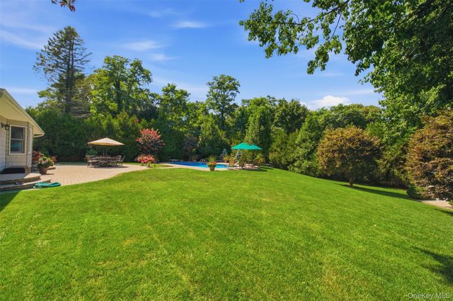 15 Brandywine Drive, East Setauket, NY 11733