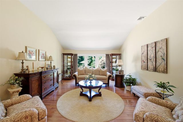 15 Brandywine Drive, East Setauket, NY 11733
