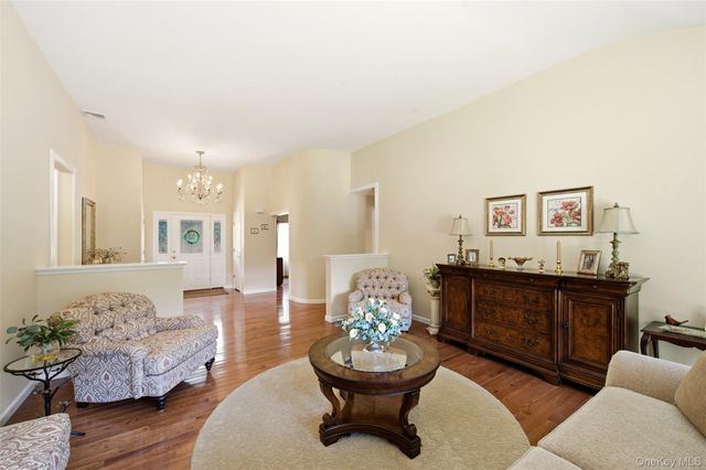 15 Brandywine Drive, East Setauket, NY 11733