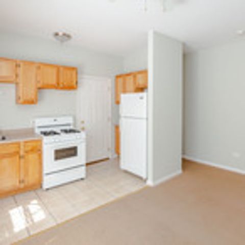 435 E Oakwood Boulevard 35, Chicago, IL 60653