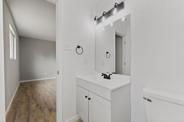 6300 Barnhart Court NE, Albuquerque, NM 87109