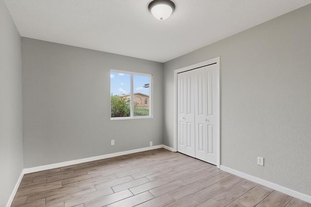 6300 Barnhart Court NE, Albuquerque, NM 87109