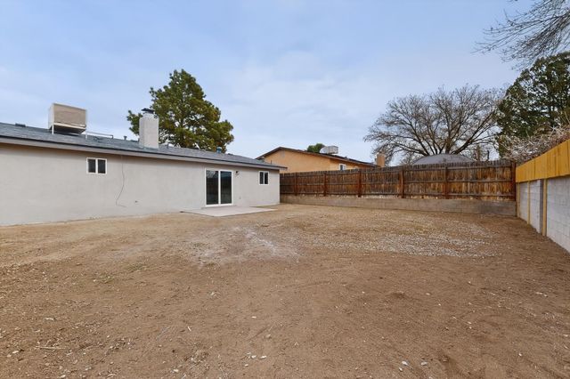 6300 Barnhart Court NE, Albuquerque, NM 87109