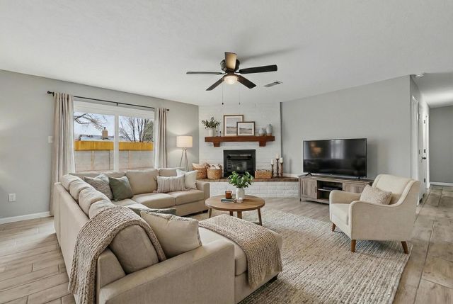 6300 Barnhart Court NE, Albuquerque, NM 87109