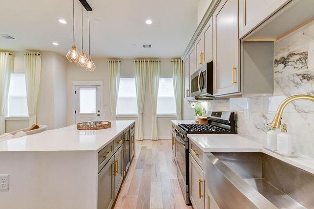 5402 Wheatley Street G, Houston, TX 77091