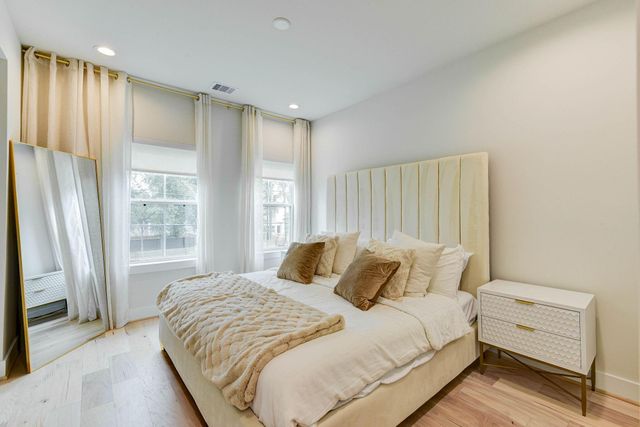 5402 Wheatley Street G, Houston, TX 77091