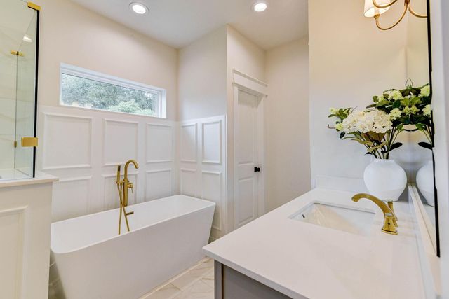 5402 Wheatley Street G, Houston, TX 77091