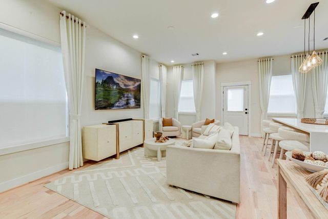 5402 Wheatley Street G, Houston, TX 77091