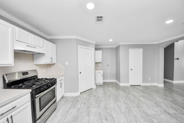 2606 Tinas Terrace Drive, Houston, TX 77038