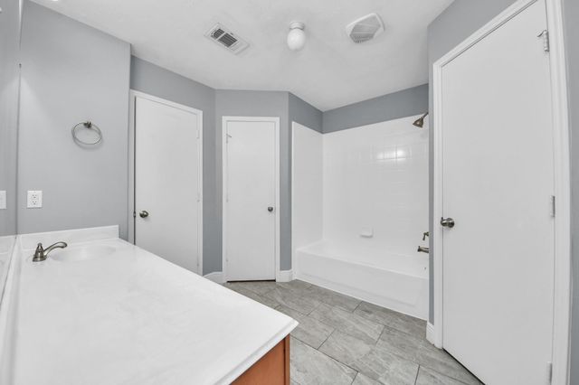2606 Tinas Terrace Drive, Houston, TX 77038