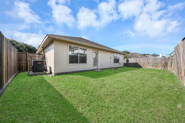2606 Tinas Terrace Drive, Houston, TX 77038