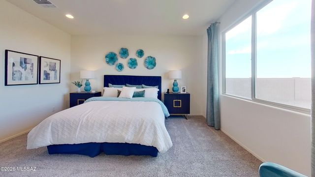 14091 E Golden Oaks Road, Vail, AZ 85641