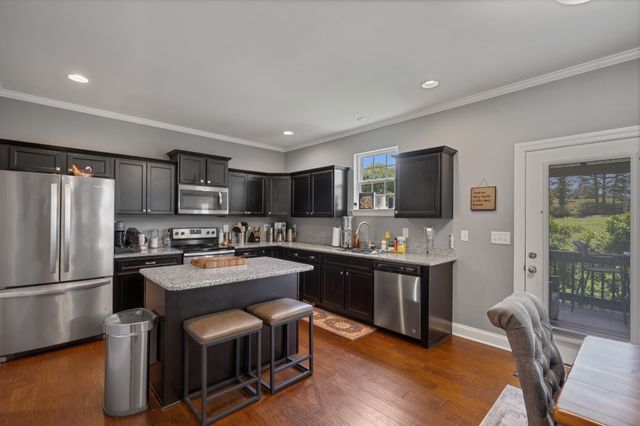 224 Hickory Pointe Dr, Lebanon, TN 37087
