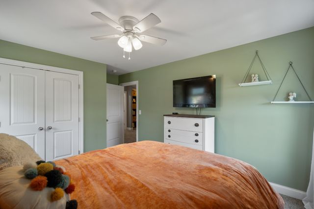 224 Hickory Pointe Dr, Lebanon, TN 37087