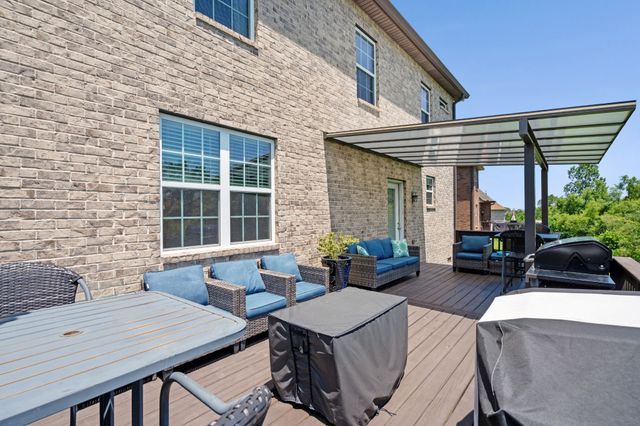224 Hickory Pointe Dr, Lebanon, TN 37087