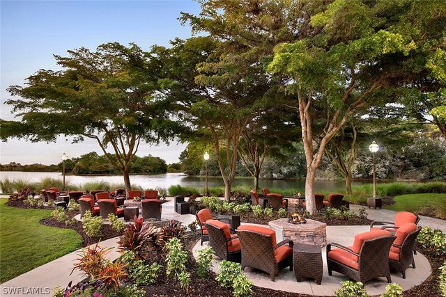 10911 Oak Island RD 201, Estero, FL 34135