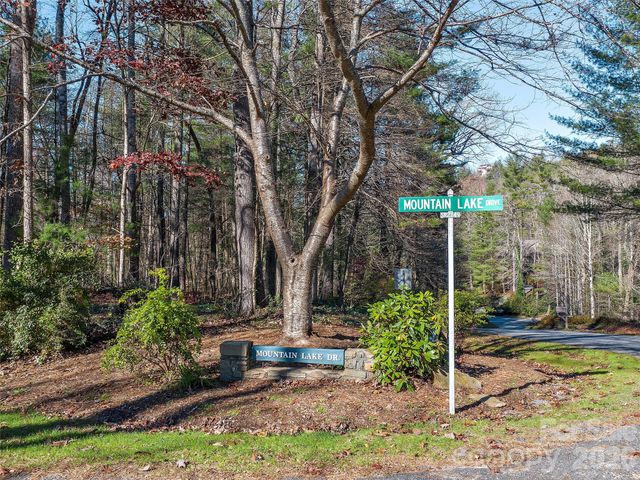 LOT 14 Mountain Lakes Drive 14, Hendersonville, NC 28739