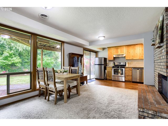 2619 Ne 45TH St, Vancouver, WA 98663
