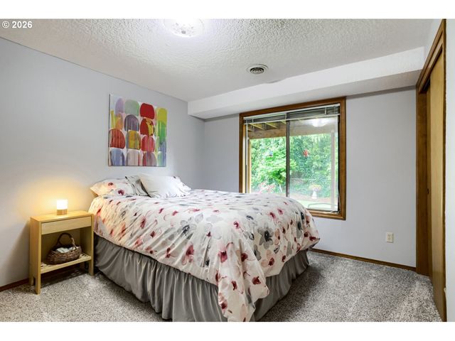 2619 Ne 45TH St, Vancouver, WA 98663