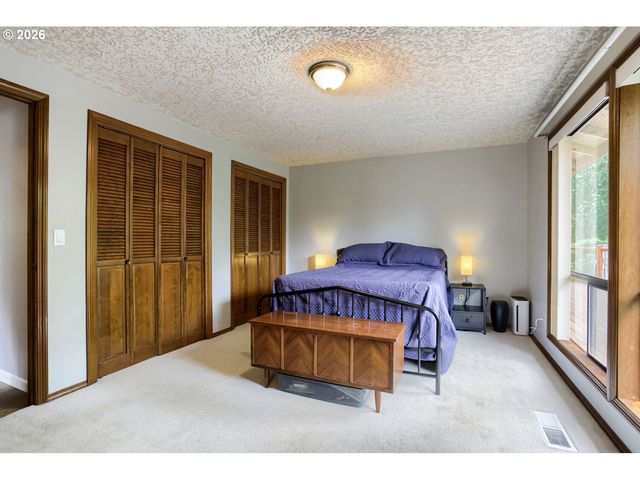 2619 Ne 45TH St, Vancouver, WA 98663